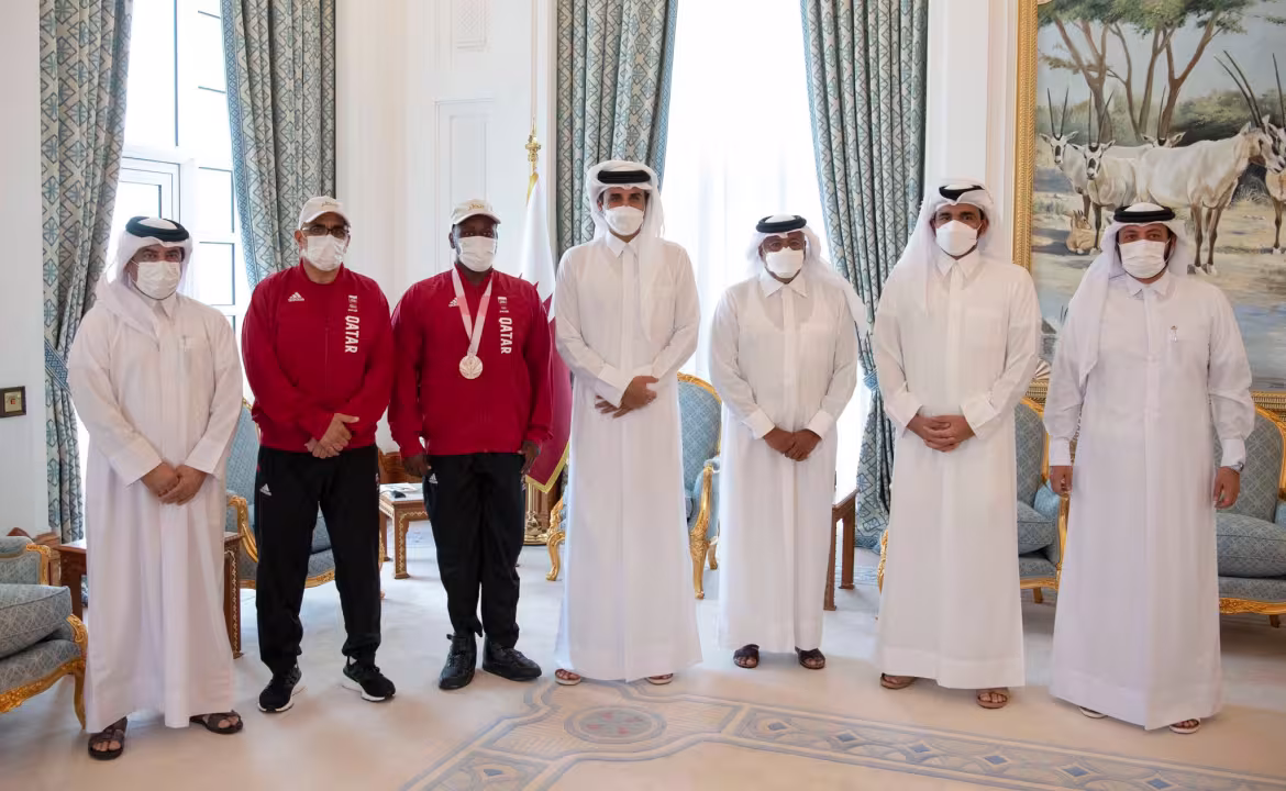 HH the Amir Grants Al Wajbah Decoration to Paralympic Games Hero Abdulrahman Abdulqader
